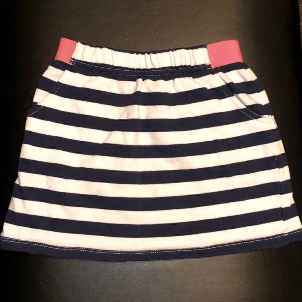 Girls pull on striped skirt size 6